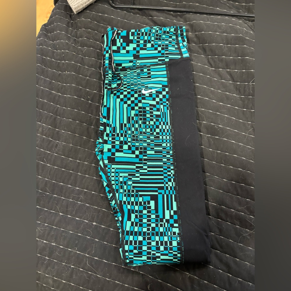 Nike Teal and Black Dri-Fit Pixelated Leggings
